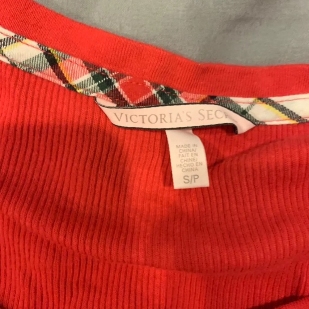 Victoria Secrets PJs - Picture 2 of 7